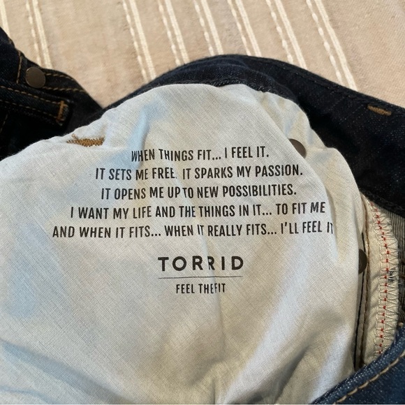 Torrid Slim Bootcut Stretch Dark Wash Jeans 26 Extra Short NWT - Picture 8 of 11